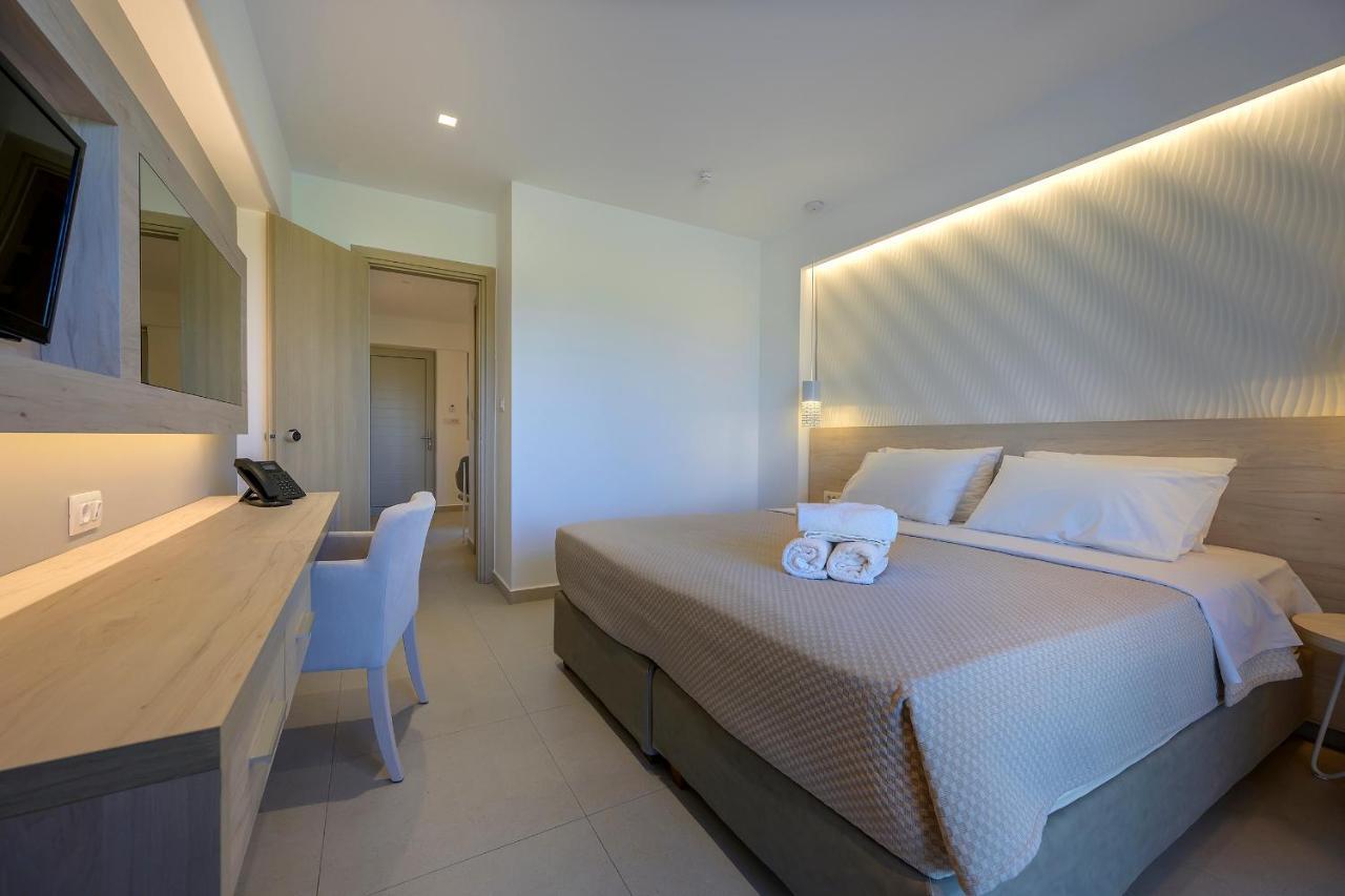 Mythos Suites Hotel Tigkaki  Luaran gambar
