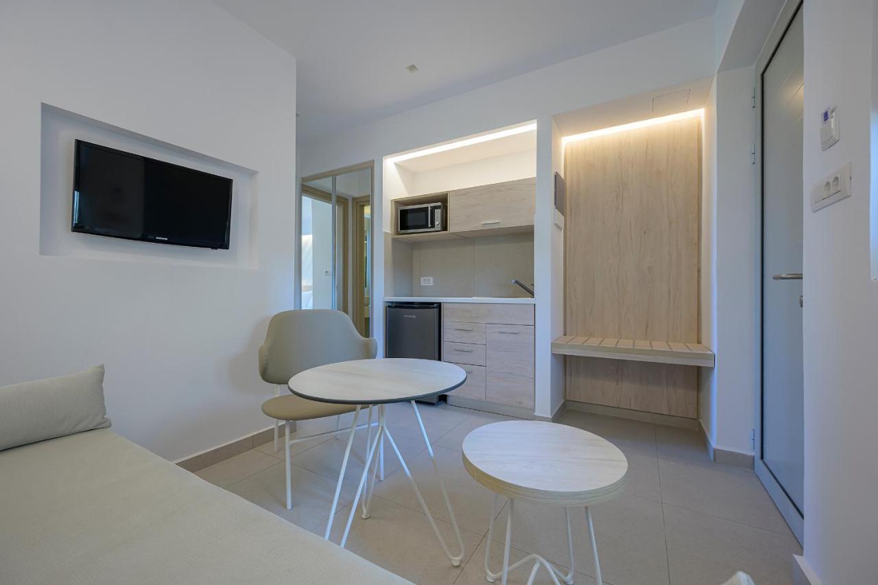 Mythos Suites Hotel Tigkaki  Luaran gambar