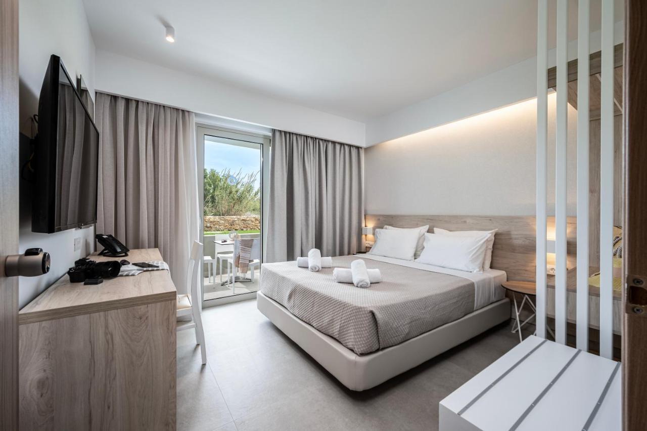 Mythos Suites Hotel Tigkaki  Luaran gambar